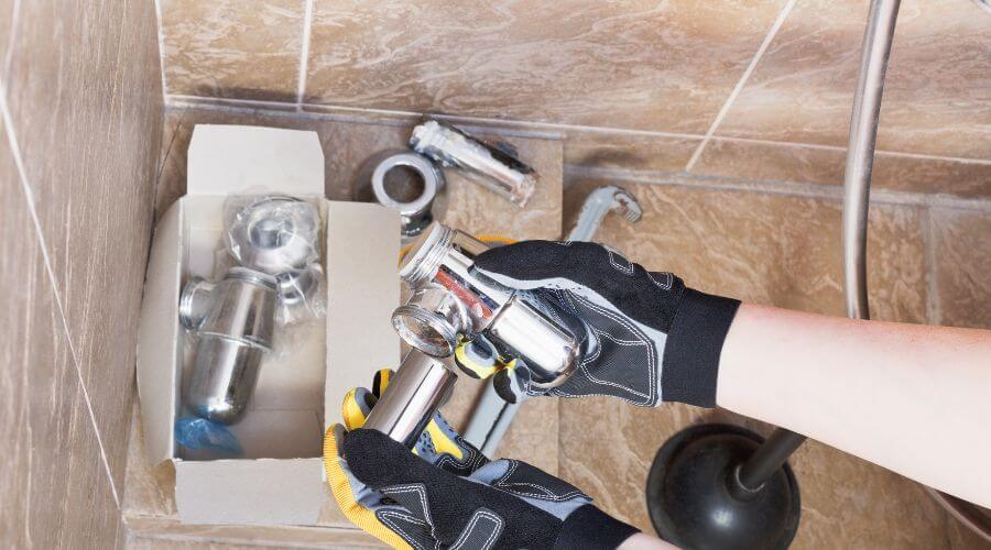 Professional gutter cleaning in Seminole, FL